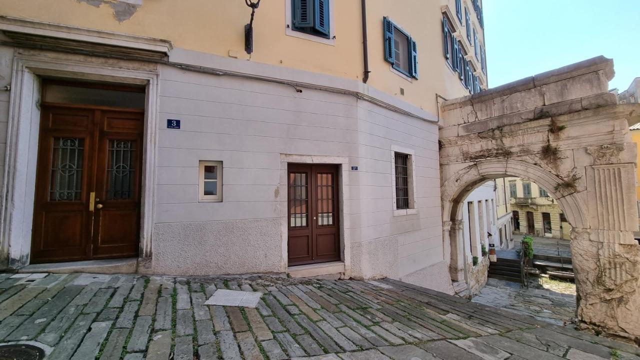 Al Trionfo 3 Apartment Triest Exterior foto